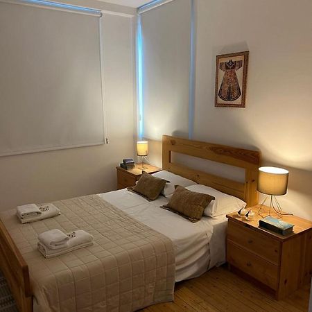 Demetra 1 Bdr Down Town Nicosia By Platform 357 Apartman Kültér fotó