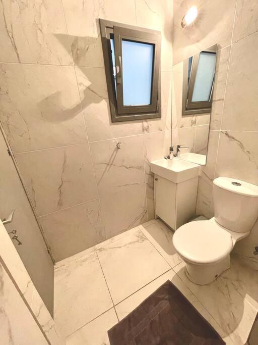 Demetra 1 Bdr Down Town Nicosia By Platform 357 Apartman Kültér fotó